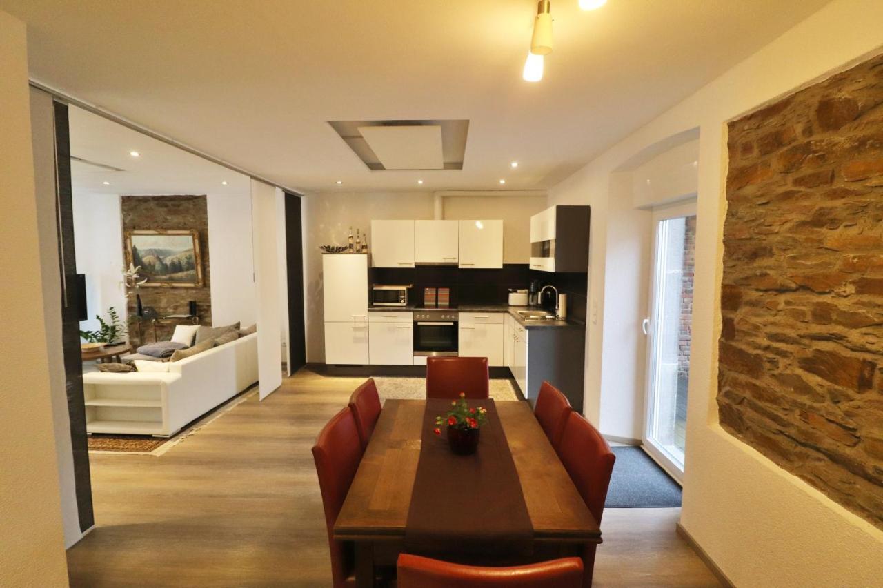 Haus Mosel Apartamento Klotten Exterior foto