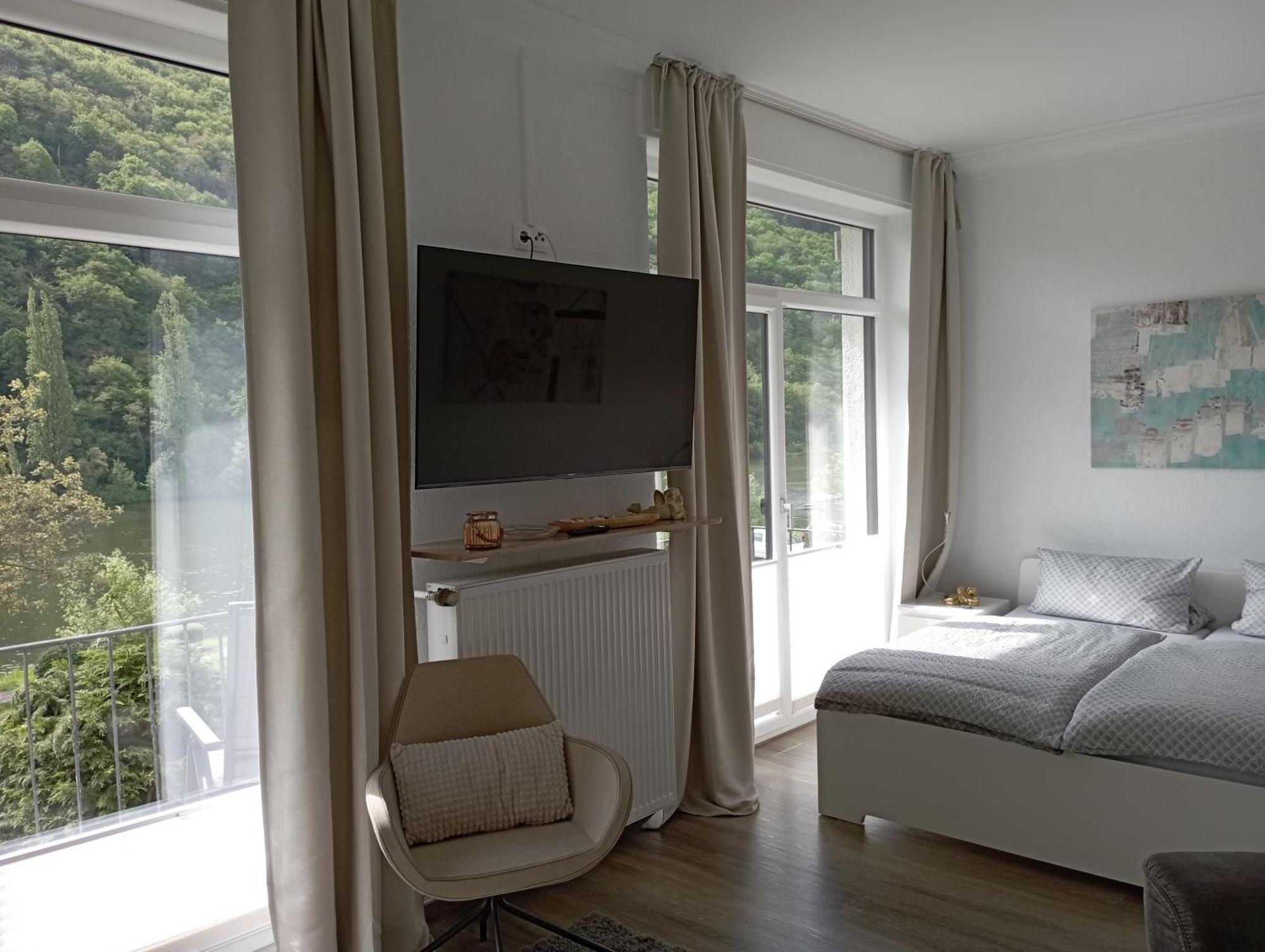 Haus Mosel Apartamento Klotten Quarto foto