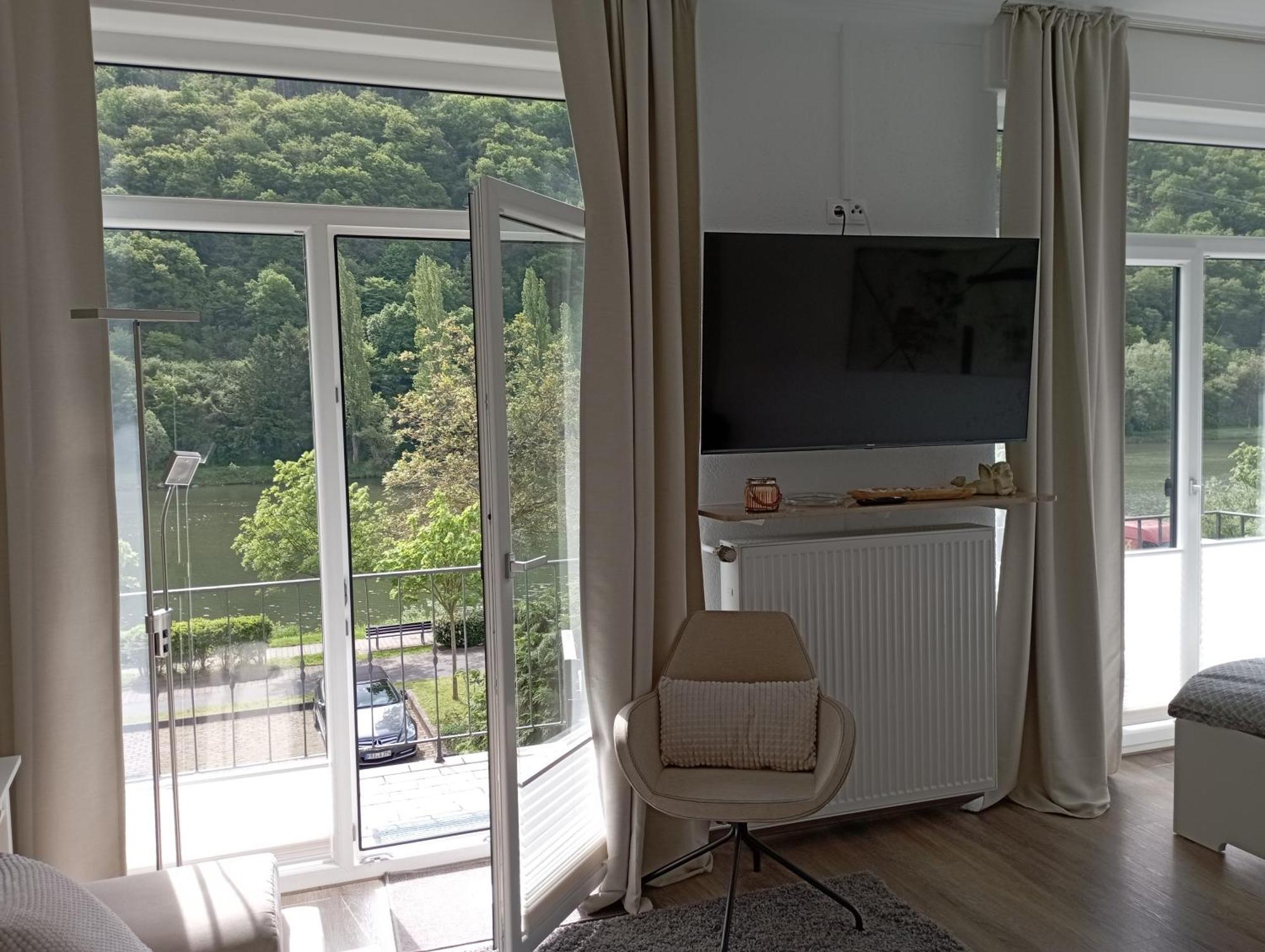 Haus Mosel Apartamento Klotten Quarto foto