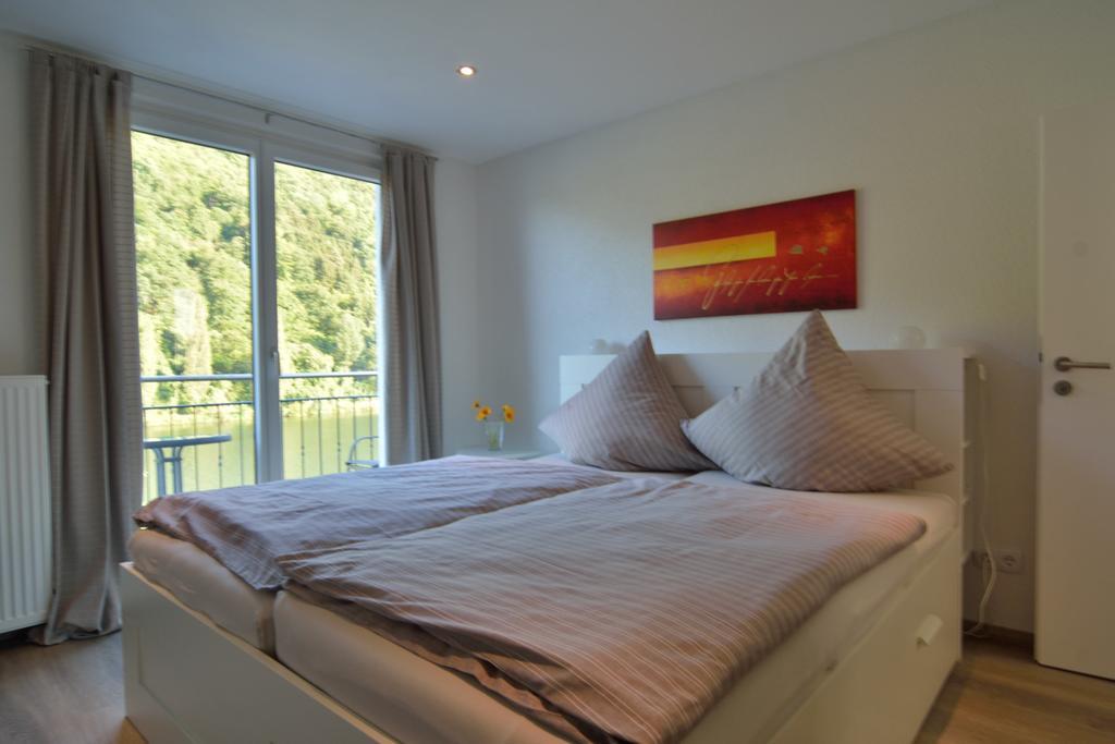 Haus Mosel Apartamento Klotten Quarto foto
